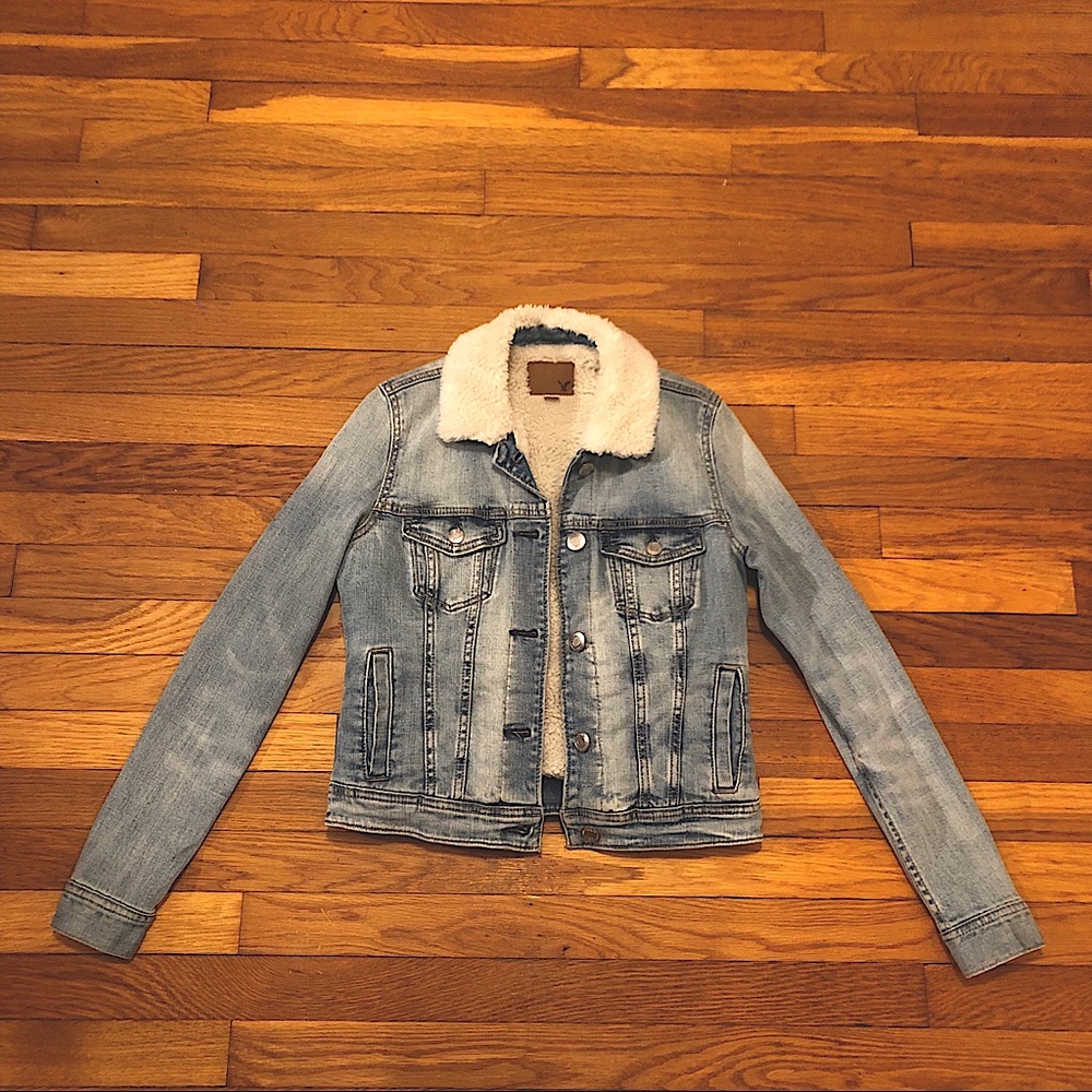 American Eagle Sherpa Lined Jean Jacket